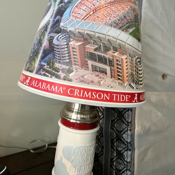 Vintage Alabama Crimson Tide Lamp - Paul Bear Bryant Stadium - Picture 2 of 3